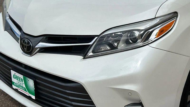 2018 Toyota Sienna Limited 7 Passenger