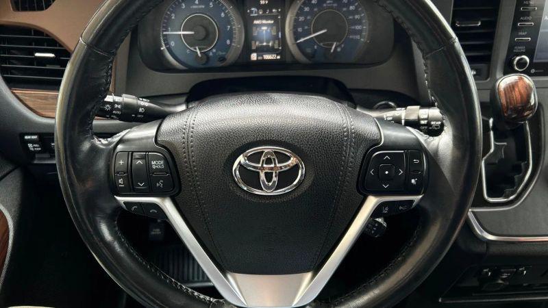 2018 Toyota Sienna Limited 7 Passenger