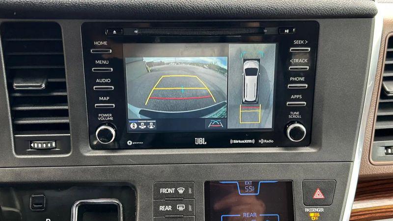 2018 Toyota Sienna Limited 7 Passenger