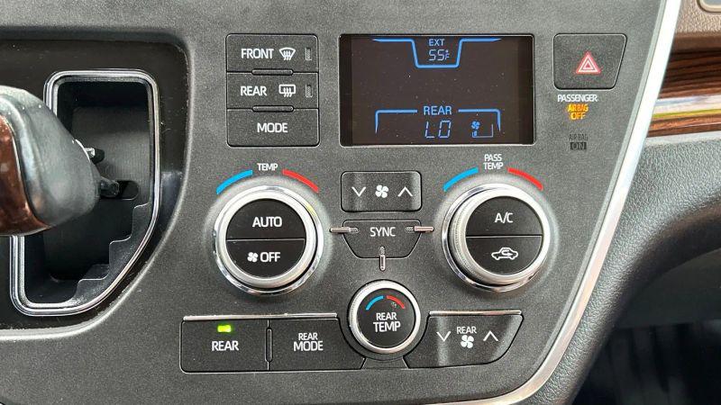 2018 Toyota Sienna Limited 7 Passenger