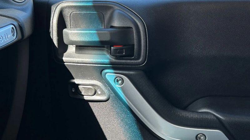 2012 Jeep Wrangler Unlimited Rubicon