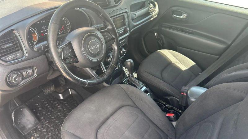 2017 Jeep Renegade Altitude FWD
