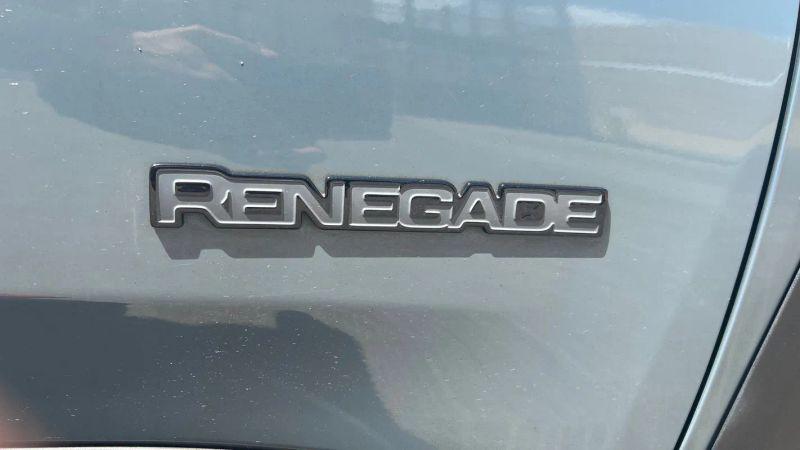 2017 Jeep Renegade Altitude FWD