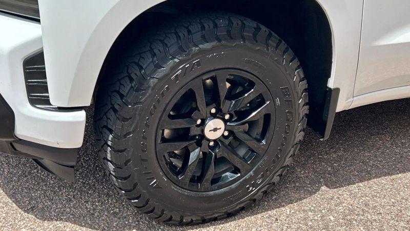 2021 Chevrolet Silverado 1500 4WD Crew Cab Short Bed RST
