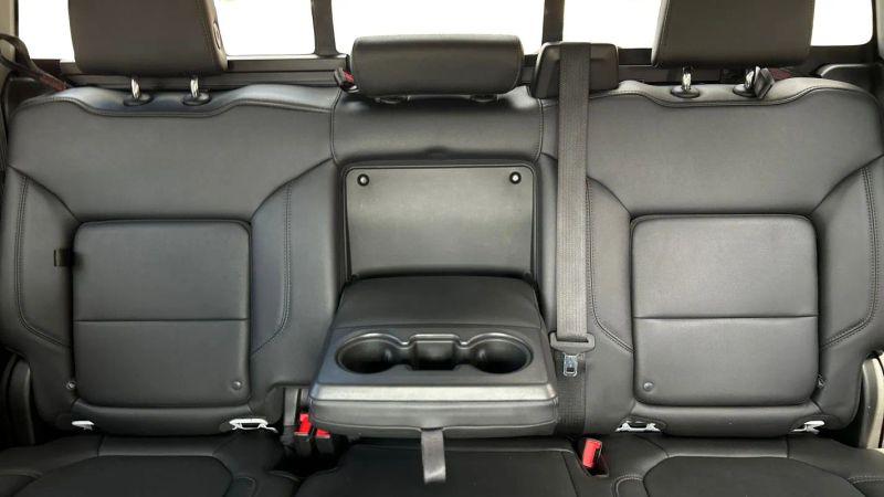 2021 Chevrolet Silverado 1500 4WD Crew Cab Short Bed RST