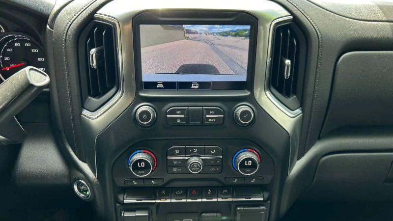 2021 Chevrolet Silverado 1500 4WD Crew Cab Short Bed RST