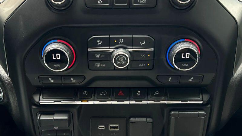 2021 Chevrolet Silverado 1500 4WD Crew Cab Short Bed RST