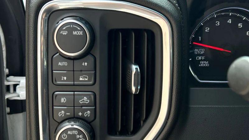2021 Chevrolet Silverado 1500 4WD Crew Cab Short Bed RST