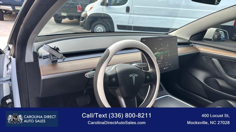 2022 Tesla Model 3 Long Range Dual Motor All-Wheel Drive
