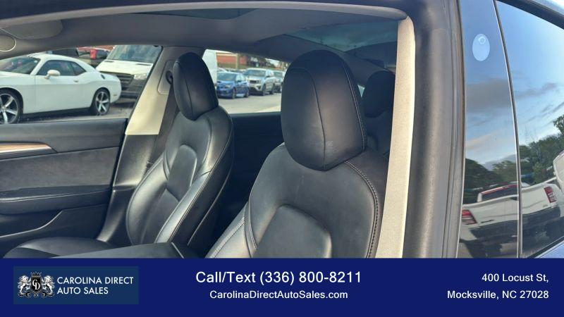 2022 Tesla Model 3 Long Range Dual Motor All-Wheel Drive
