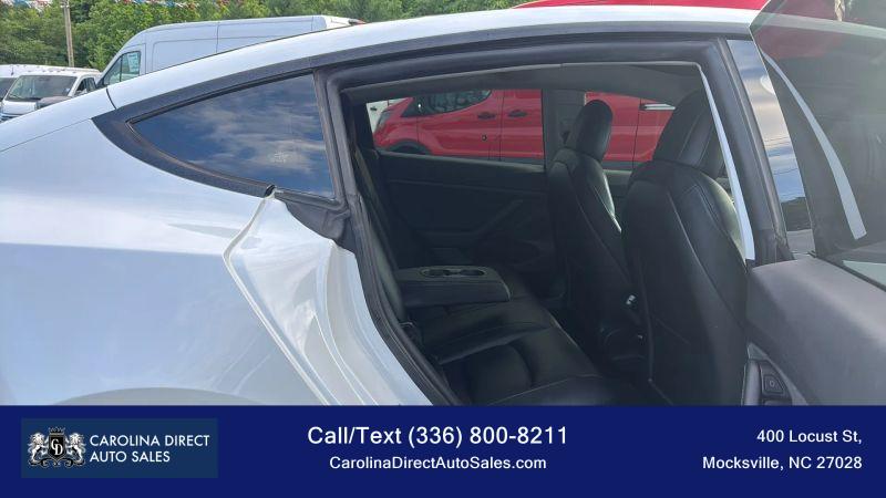 2022 Tesla Model 3 Long Range Dual Motor All-Wheel Drive