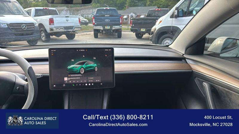 2022 Tesla Model 3 Long Range Dual Motor All-Wheel Drive