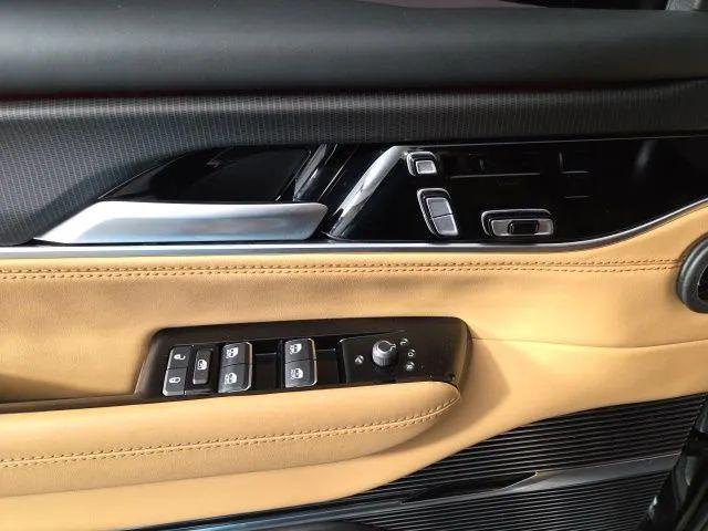 2025 Jeep Grand Wagoneer L Series III Obsidian 4x4