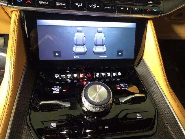 2025 Jeep Grand Wagoneer L Series III Obsidian 4x4