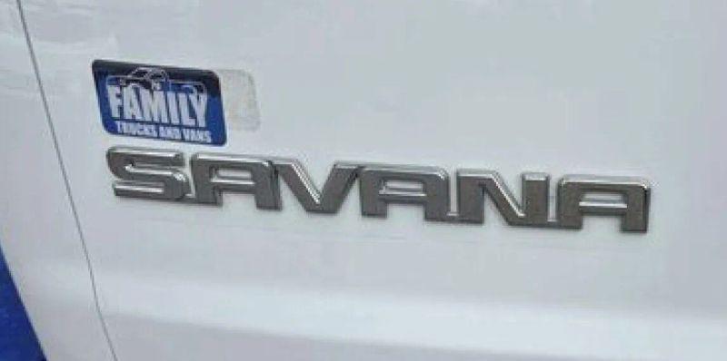 2022 GMC Savana 2500 Work Van