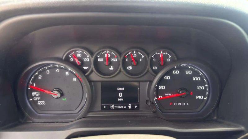 2022 Chevrolet Silverado 1500 4WD Crew Cab Standard Bed WT
