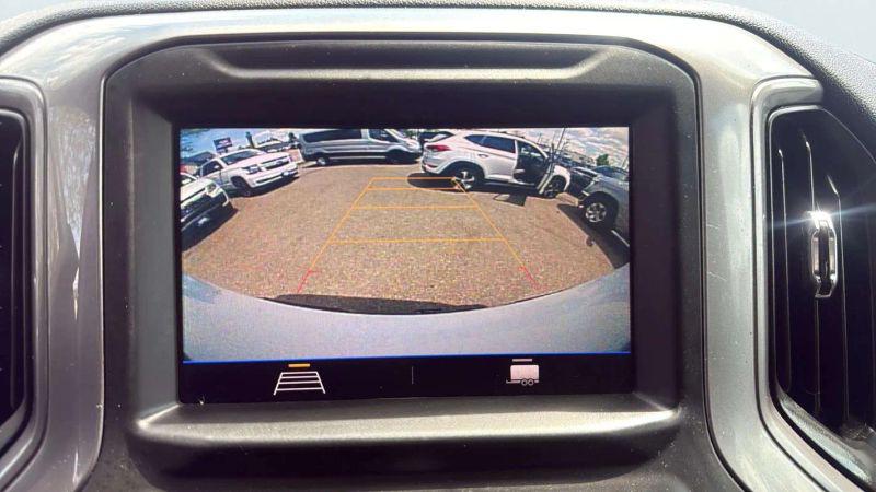 2022 Chevrolet Silverado 1500 4WD Crew Cab Standard Bed WT