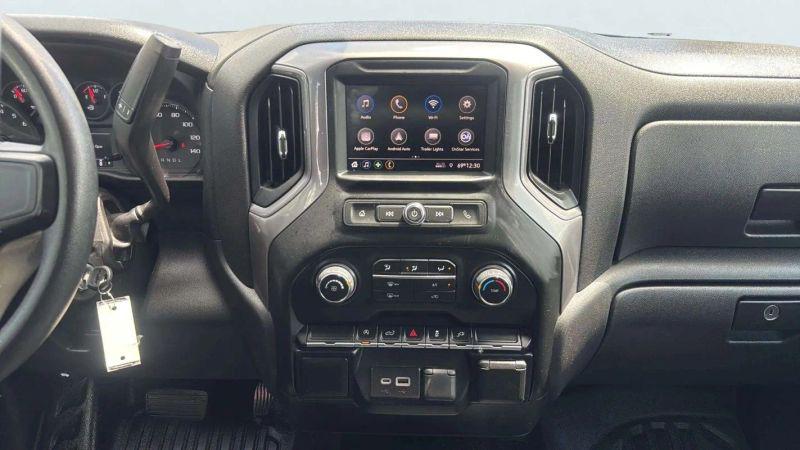 2022 Chevrolet Silverado 1500 4WD Crew Cab Standard Bed WT