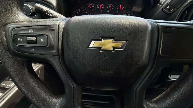 2022 Chevrolet Silverado 1500 4WD Crew Cab Standard Bed WT