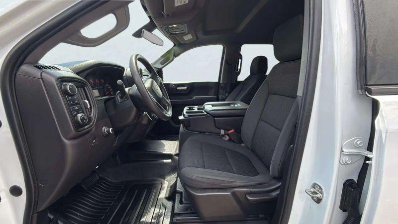 2022 Chevrolet Silverado 1500 4WD Crew Cab Standard Bed WT