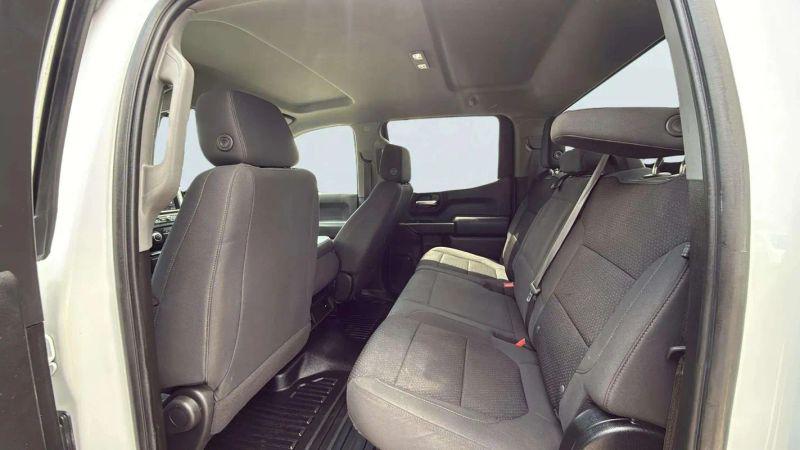 2022 Chevrolet Silverado 1500 4WD Crew Cab Standard Bed WT