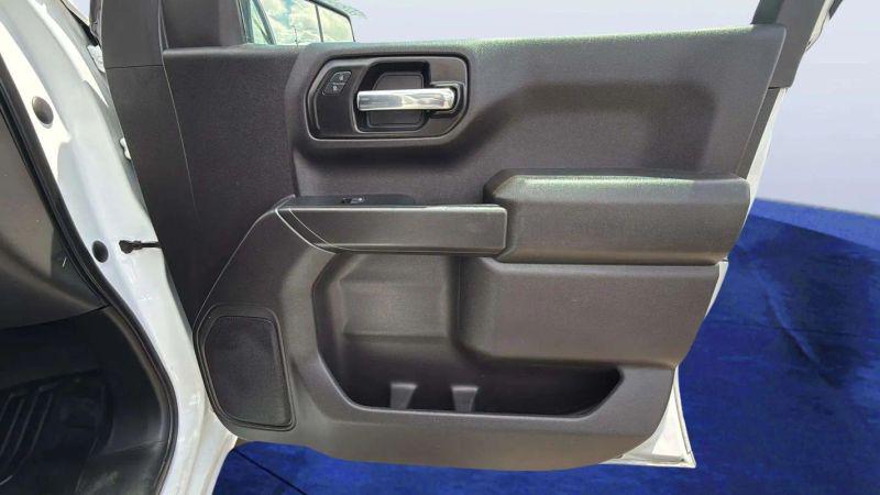 2022 Chevrolet Silverado 1500 4WD Crew Cab Standard Bed WT