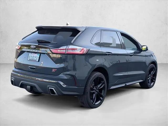 2021 Ford Edge ST