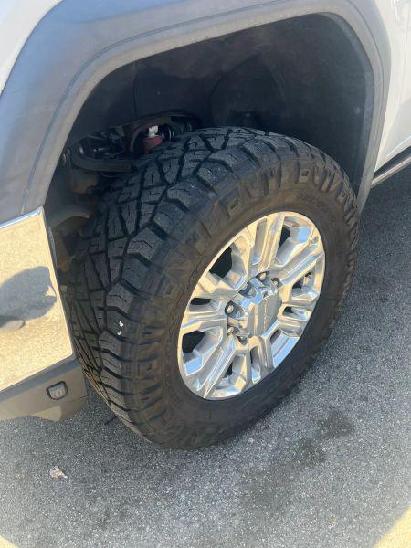 2023 GMC Sierra 3500HD 4WD Crew Cab Standard Bed Denali