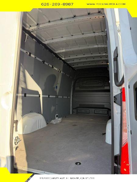 2026 Mercedes-Benz Sprinter 2500 High Roof 4-Cyl Diesel