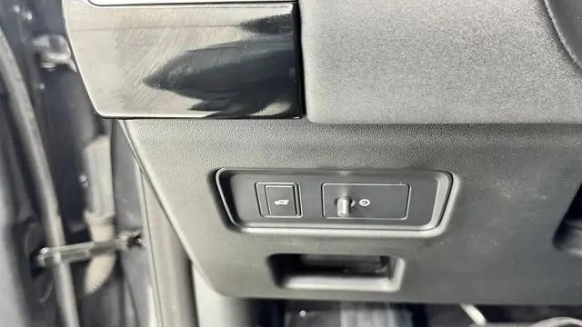 2018 Land Rover Discovery HSE