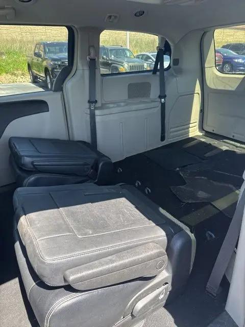2015 Chrysler Town & Country Touring