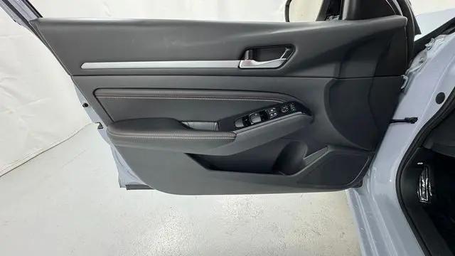 2023 Nissan Altima SR Intelligent AWD