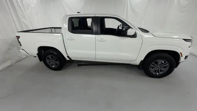 2025 Nissan Frontier Crew Cab SV 4x4