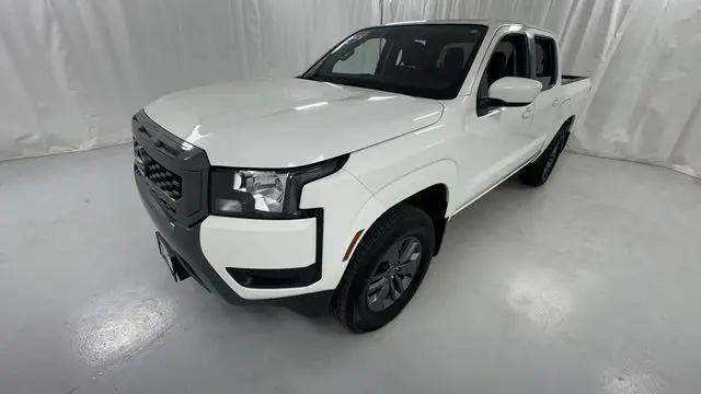 2025 Nissan Frontier Crew Cab SV 4x4
