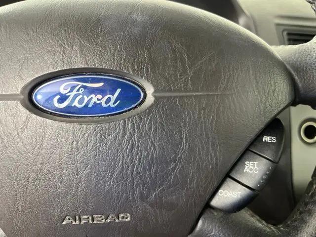 2007 Ford Focus SES