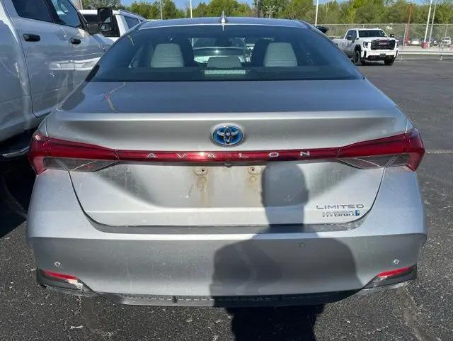2021 Toyota Avalon Limited Hybrid