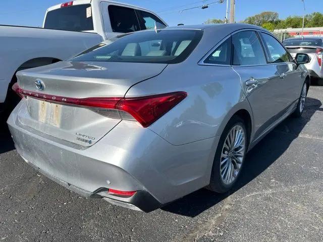 2021 Toyota Avalon Limited Hybrid