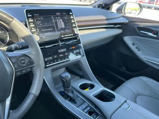 2021 Toyota Avalon Limited Hybrid