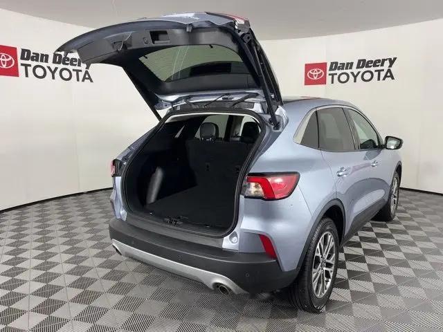 2022 Ford Escape SEL