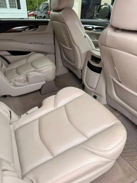 2018 Cadillac Escalade Luxury