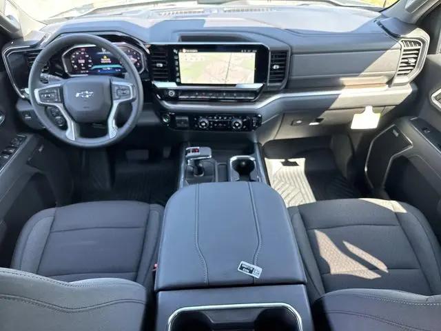 2026 Chevrolet Silverado 1500 4WD Crew Cab Short Bed RST