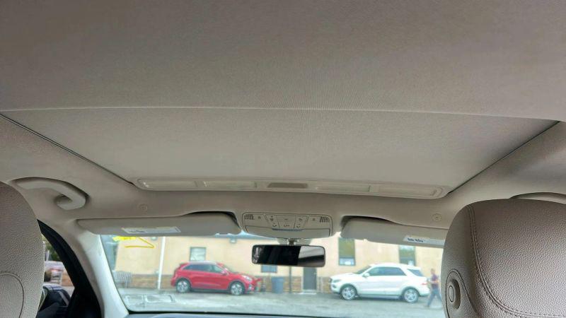 2017 Mercedes-Benz E-CLASS E 300 E 300