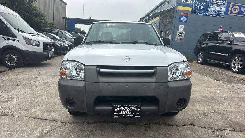2004 Nissan Frontier XE