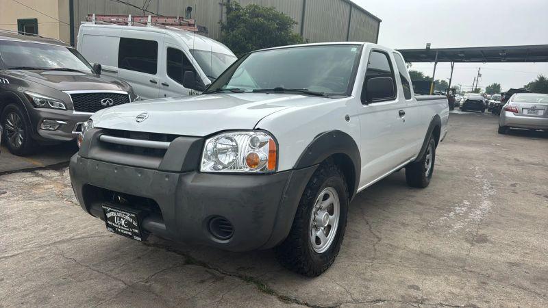 2004 Nissan Frontier XE