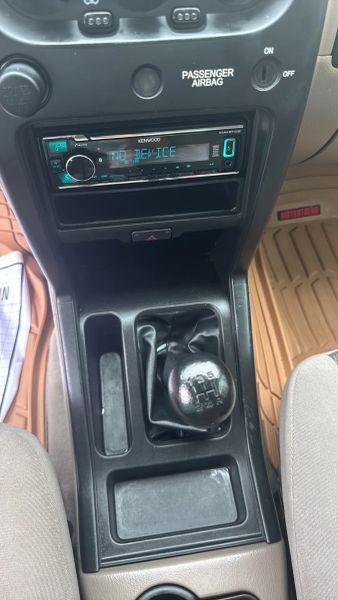 2004 Nissan Frontier XE