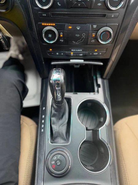 2016 Ford Explorer Base