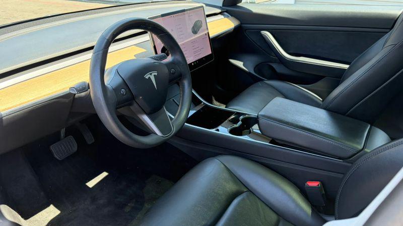 2020 Tesla Model 3 Standard Range Plus Rear-Wheel Drive
