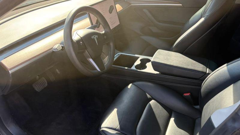 2022 Tesla Model 3 Long Range Dual Motor All-Wheel Drive