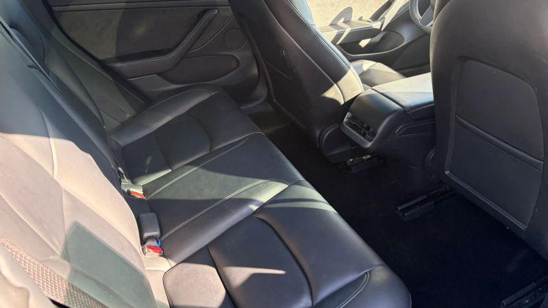 2022 Tesla Model 3 Long Range Dual Motor All-Wheel Drive