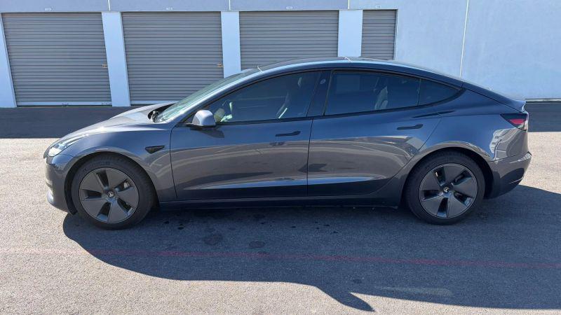 2022 Tesla Model 3 Long Range Dual Motor All-Wheel Drive